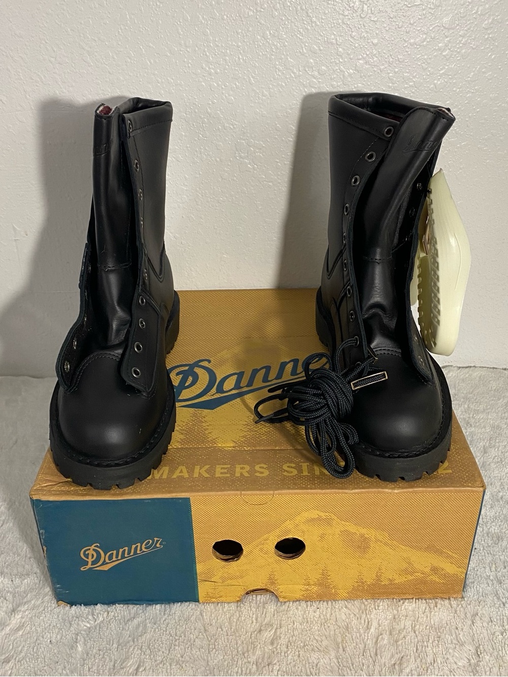 New Danner Recon 200G Insulated 8” Black Leather Boots Men’s Size 8 D